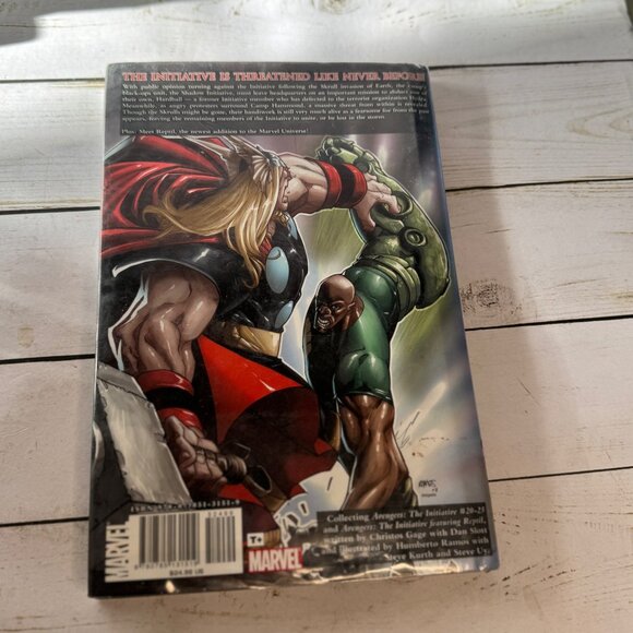 Avengers The Initiative Disassembled Marvel HC 2009 1st Printing Gage Ramos - Picture 2 of 11